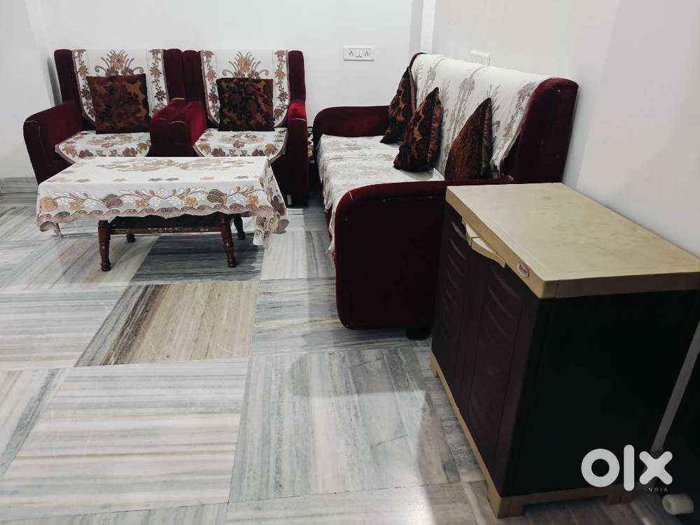 2bhk fully furnished flat for rent in dimna  chowk