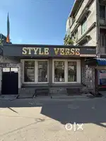 Salon in Sale