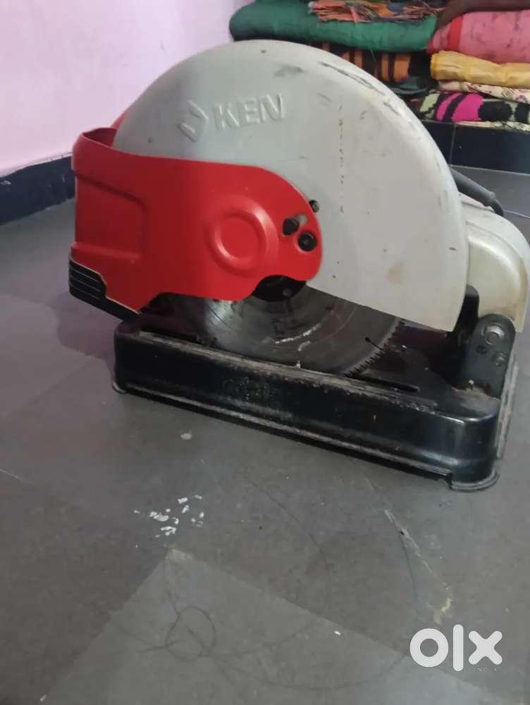 Cutting machine