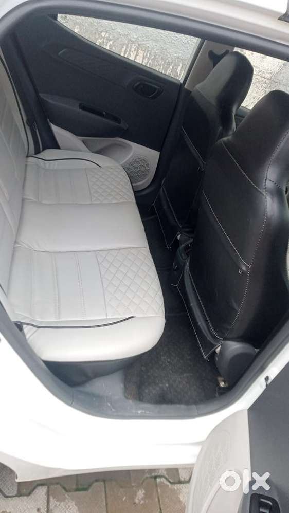 Need driver for commerical taxi chandigarh
