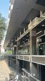 Commercial shop