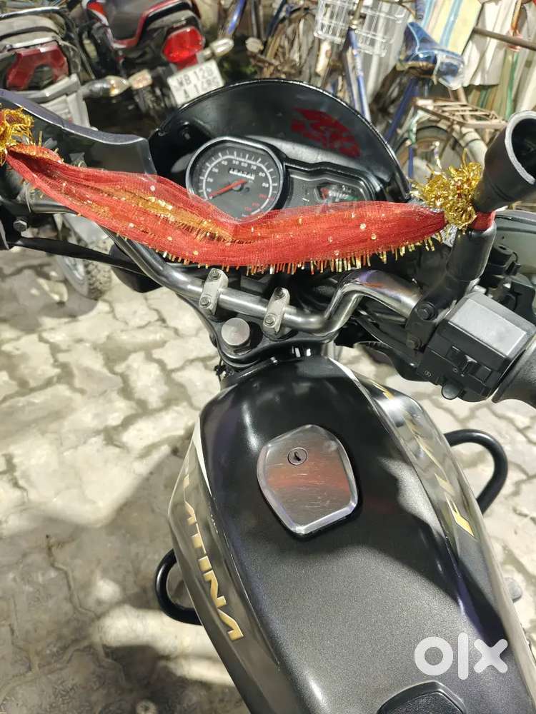 My BAJAJ PLATINA 110 CC ABS breaking system bike singal hand used