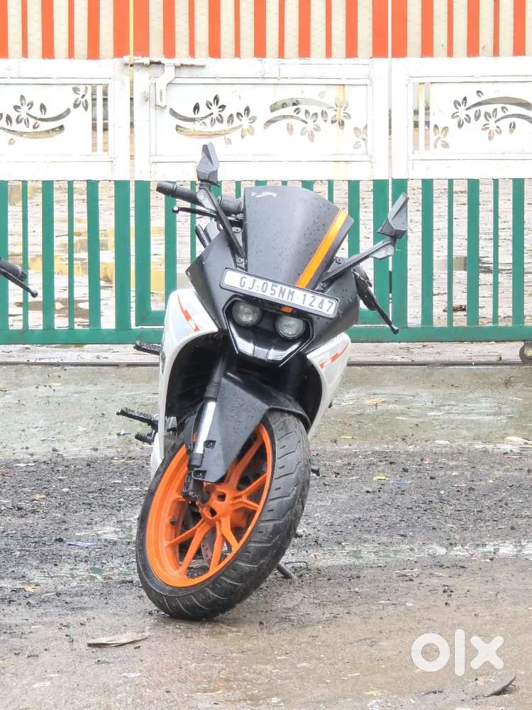 KTM RC 390 BS3 GOOD CONDITION