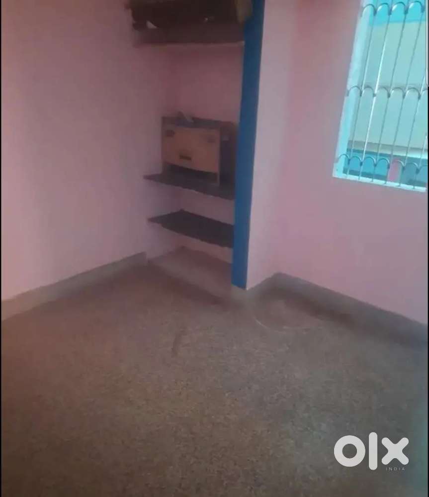 Room Avaliable for girl students