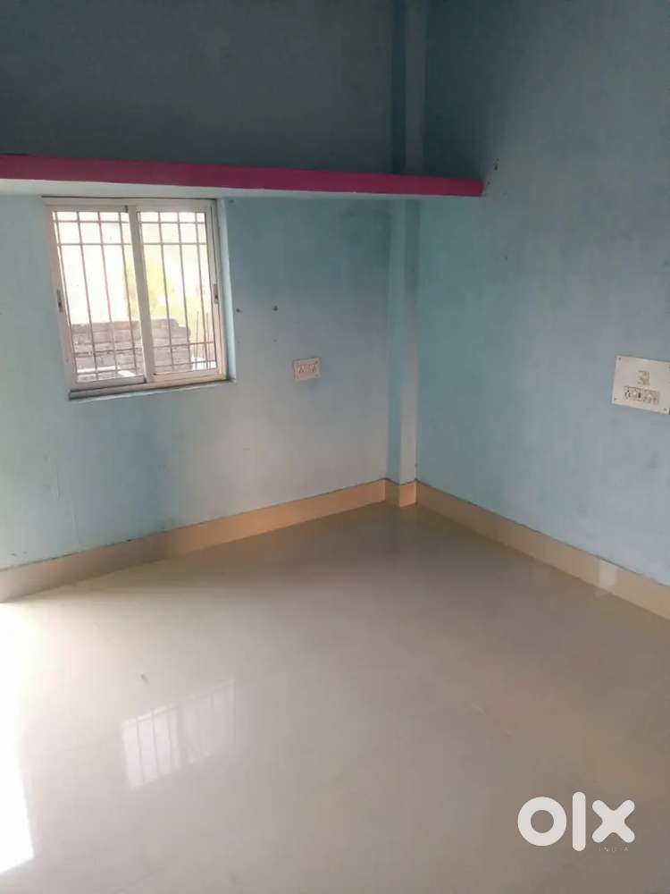 1 bhk good location add balcony