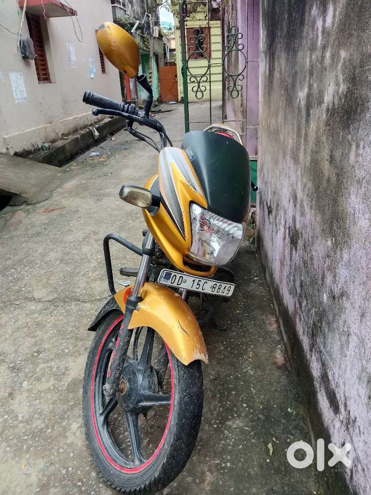 Hero Passion Pro Golden Colour