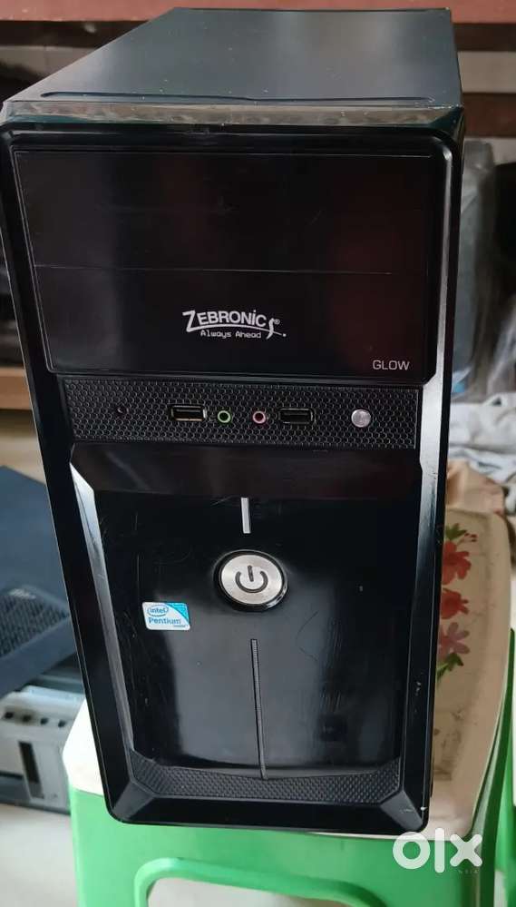 Gigabyte CPU Phenom pro Ram 4gb Storage 320 gb speed 3.40Gz win 10 pro