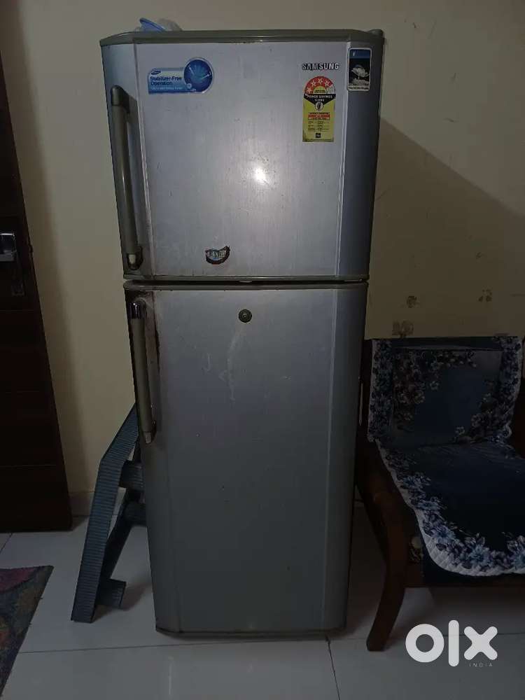 Samsung 260 L.Double Door refrigerator