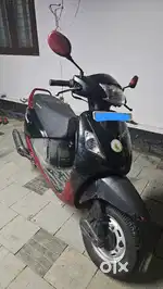 Two Wheeler Scooter Pleasure for Sale Black Colour