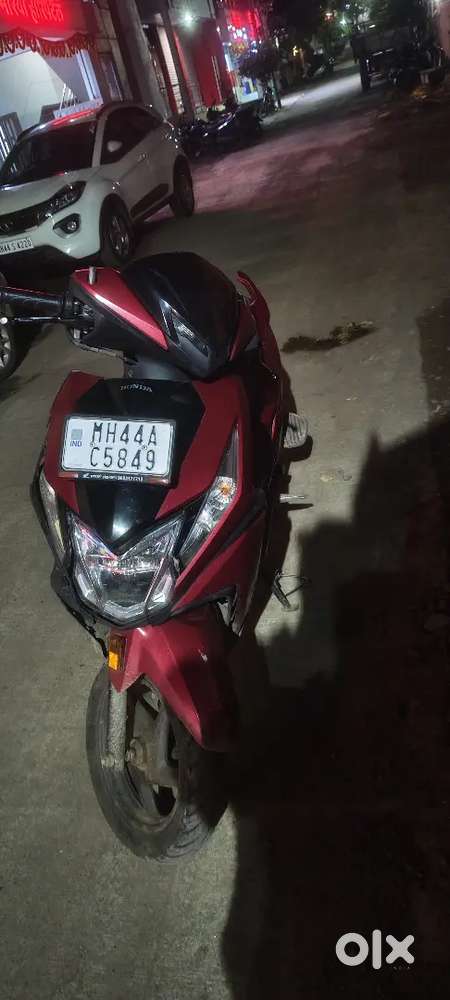 good title for a bike ad should be clear, informative, and ine ation.