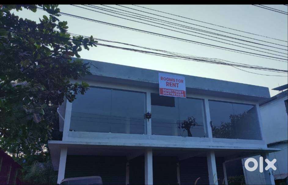 Prime Commercial Space for rent at Karinganad Kund ,Koppam .