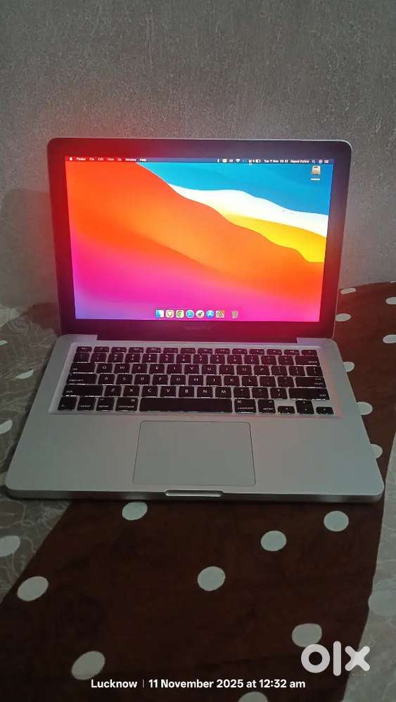 Macbook pro 2012  i5  8/256gb