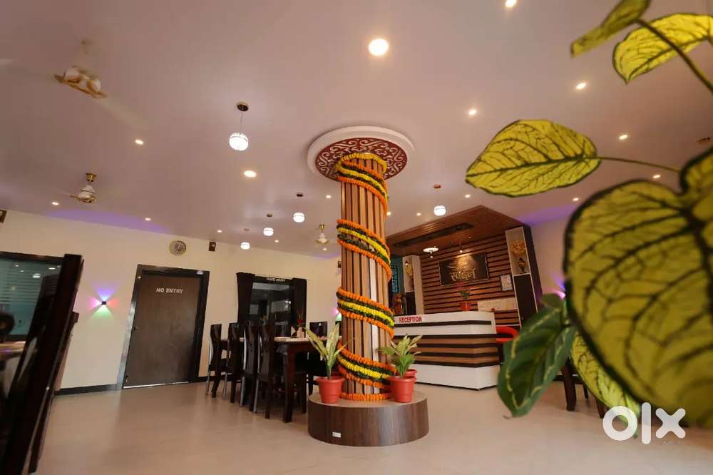 Chinese, Indian & Tandoor Chef single based