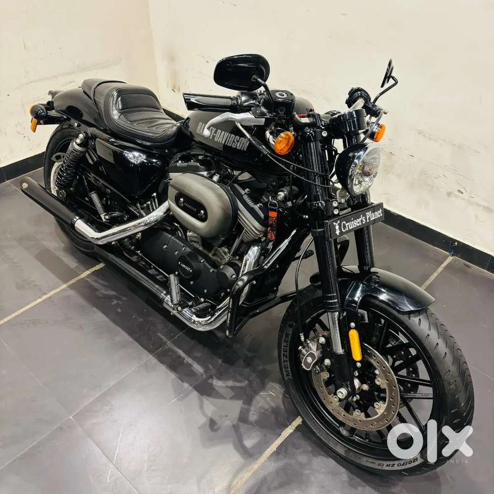 HARLEY DAVIDSON ROADSTER 1200