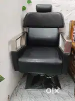 Parlour chair New condition m h only 6 mounth old h
