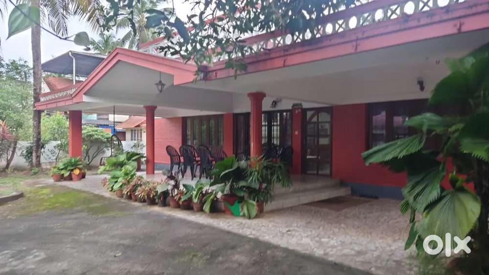 3Bhk 2709 sqft 13.5 cents Vytilla jenatha