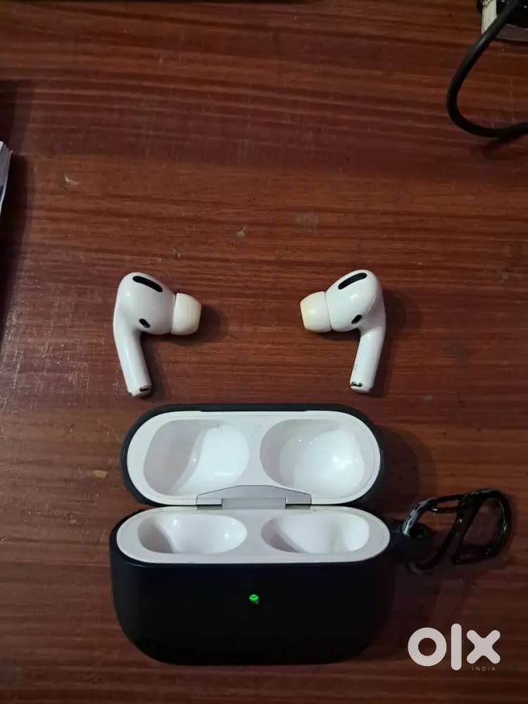 Airbuds pro all good proper conditions