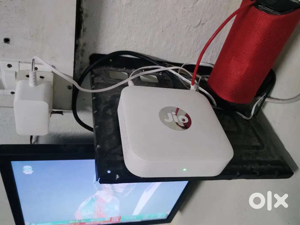 Jio fiber  android  box (  you tube / hotstar/&