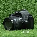 Canon 200 D II only at Rs 40000