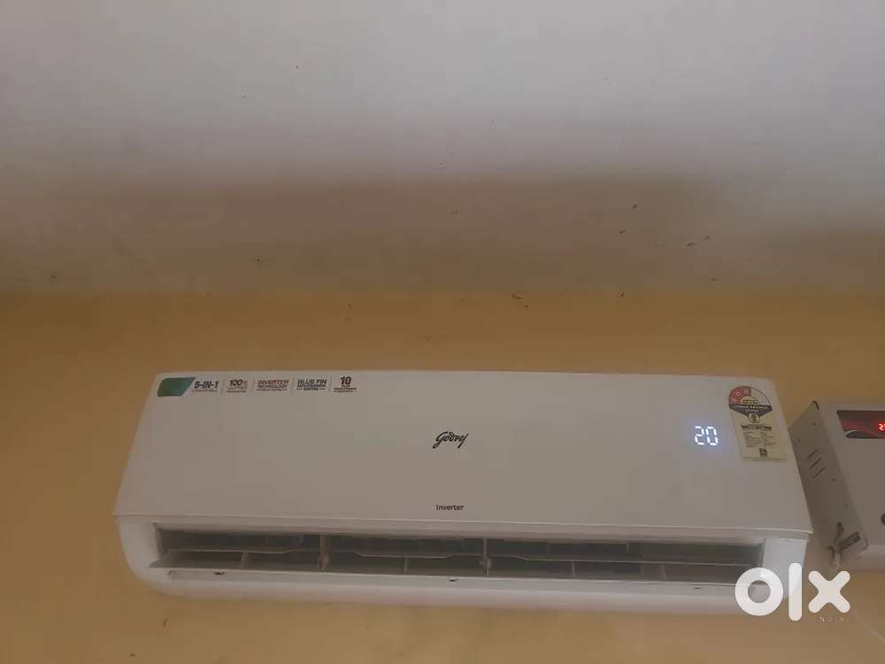 AC inverter 5 in 1 4 months old with stabilizer