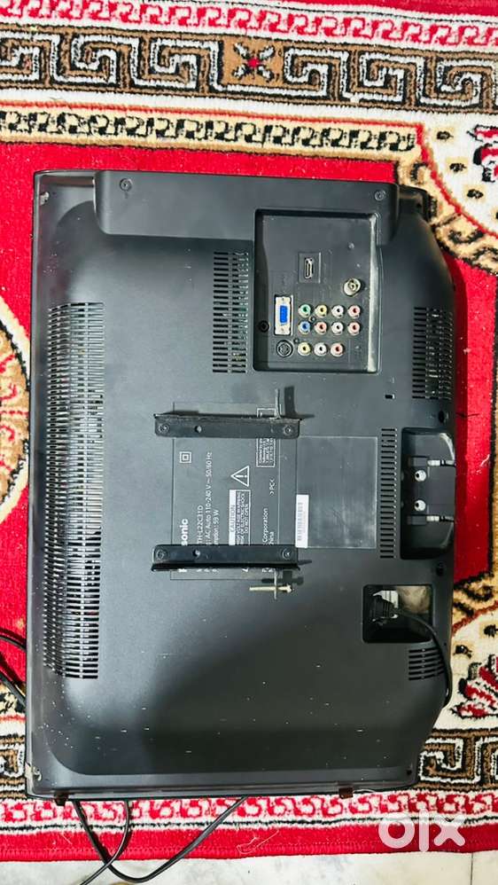 Panasonic 33 inch tv