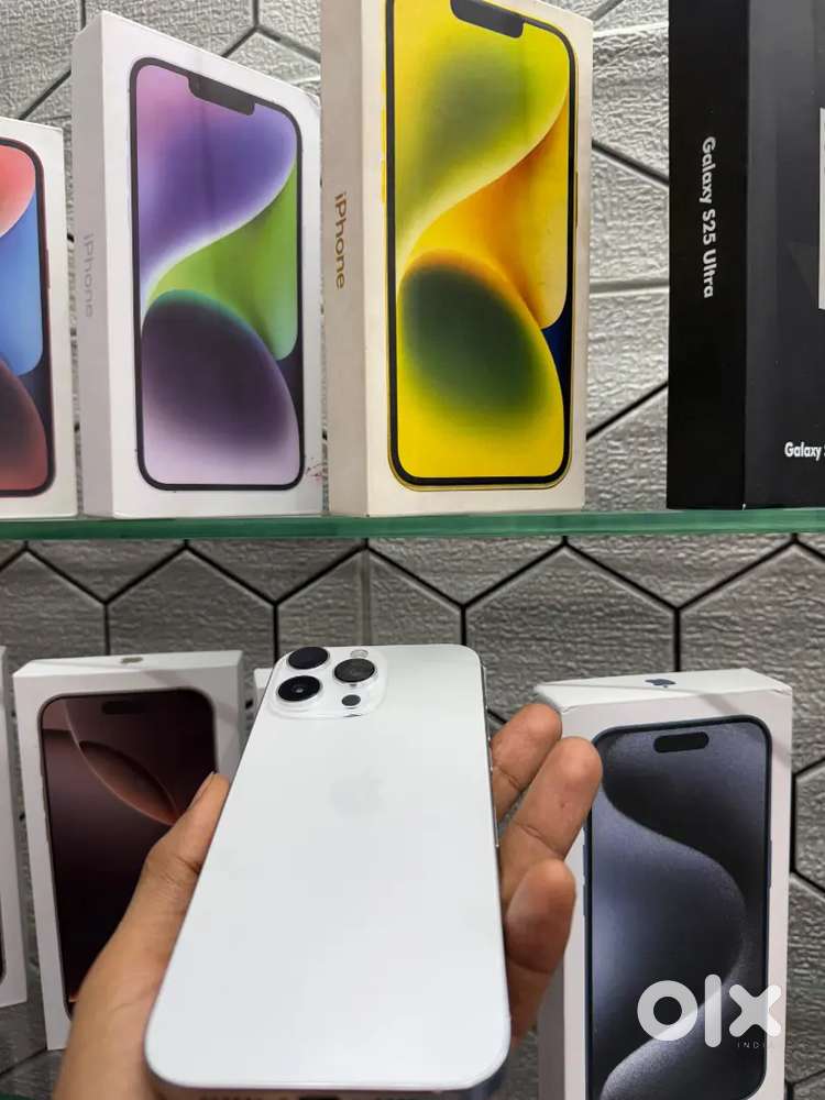 iPhone Refurbished available
