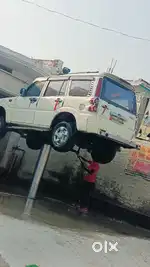Mahindra Scorpio 2014 Diesel 105000 Km Driven