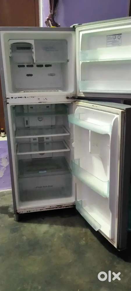 Samsung double door refrigerator 250 ltr