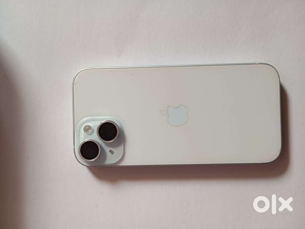 Iphone 15  6/128 gb White