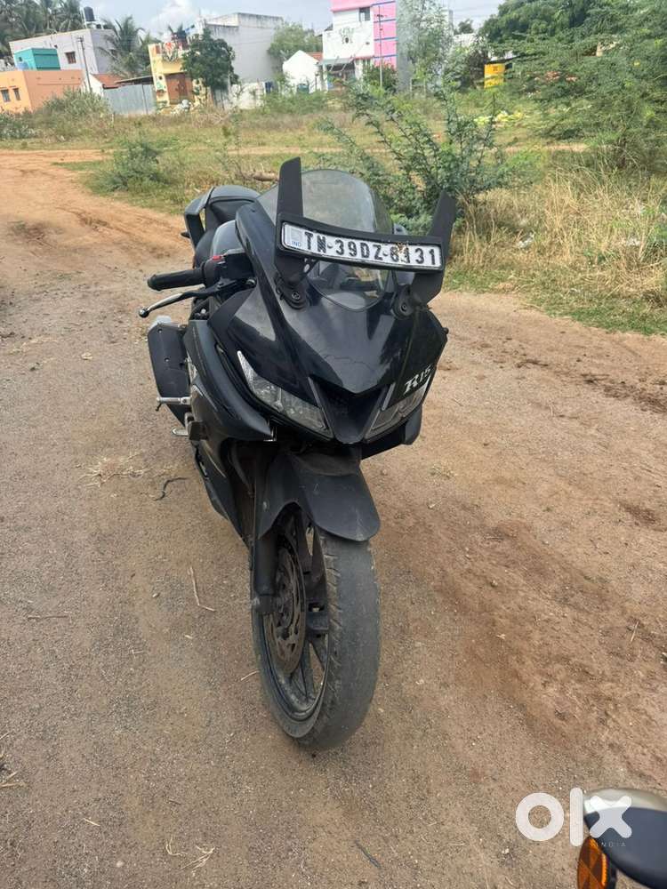 Yamaha R15 v3