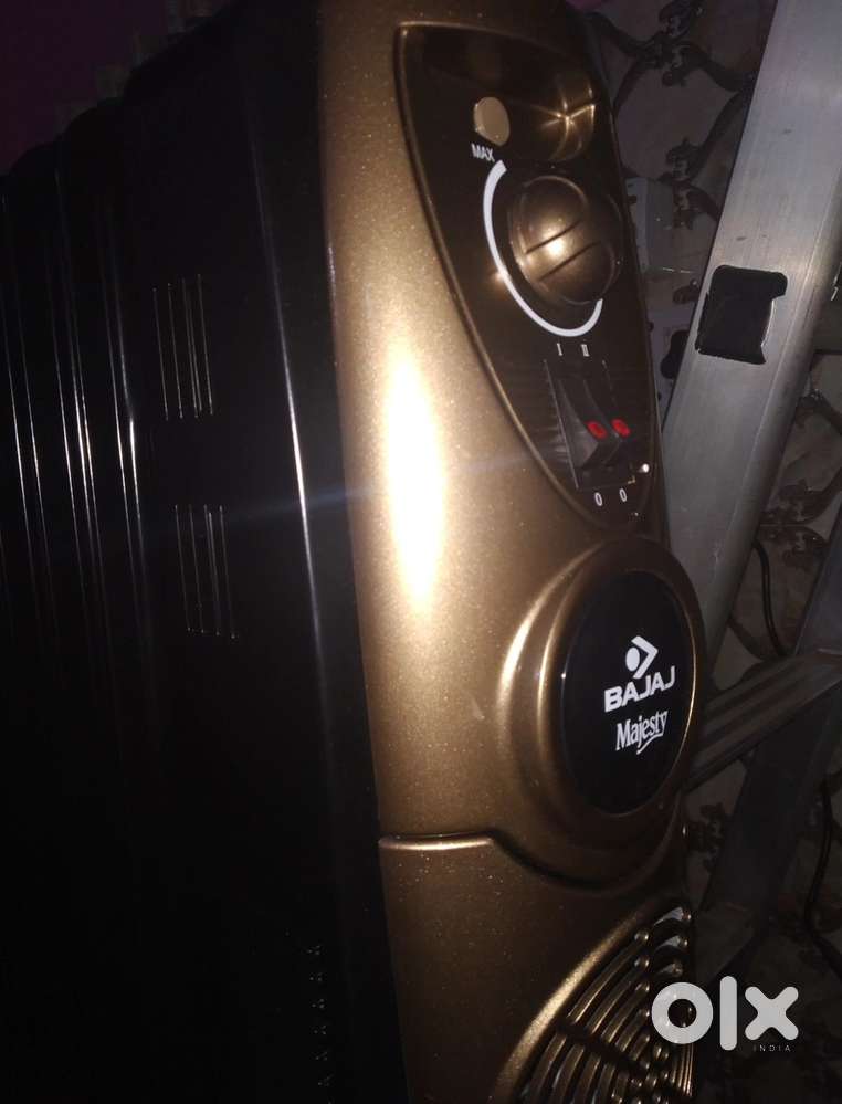 Bajaj oil filled room heater