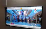 UHD LG 49 LED TV glossy finish, Parallel connectivity with HDMI n USB