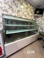 Cake showcase