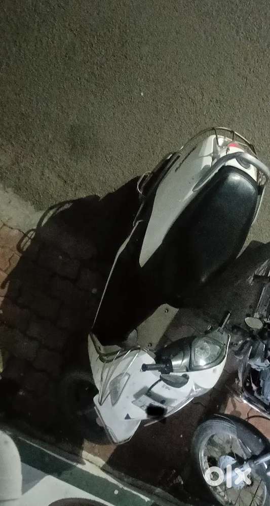 Jupiter vecha va babate