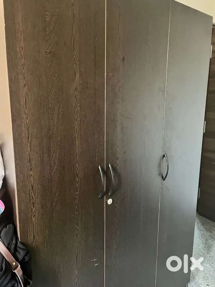 Urban Ladder Wardrobe