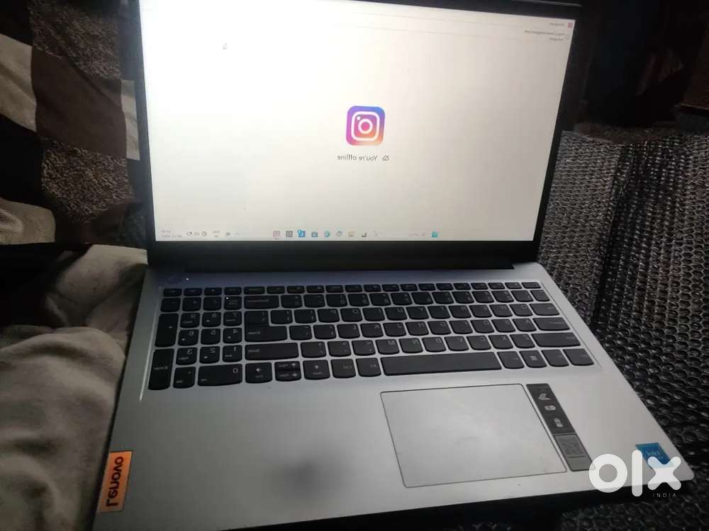 IdeaPad 1 15IGL7 Laptop - Type 82V7