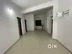 Well maintained appartment for Rent...facing Main road (hill highway)