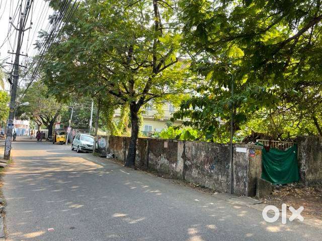 10 CENT COMMERCIAL LAND FOR SALE AT VYTILA JANATHAROAD