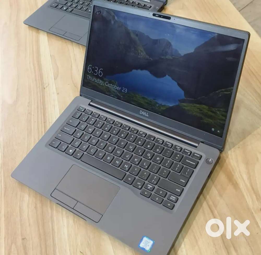 Dell Latitude 7300 Laptop - i7