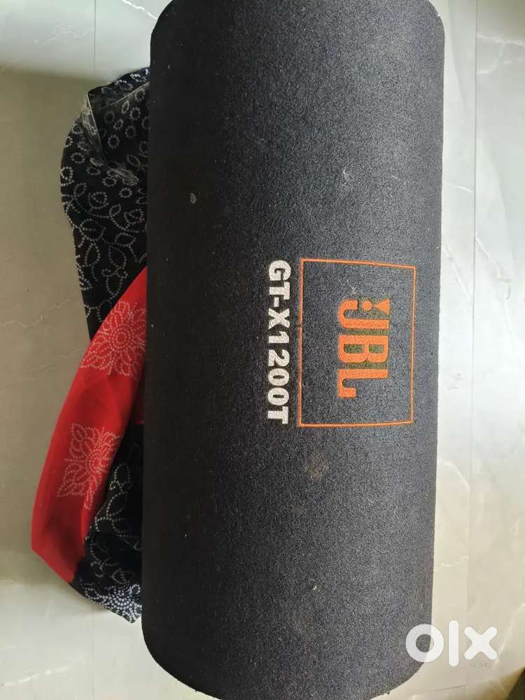 JBL bass tube . amplifier