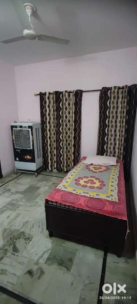 Room for rent