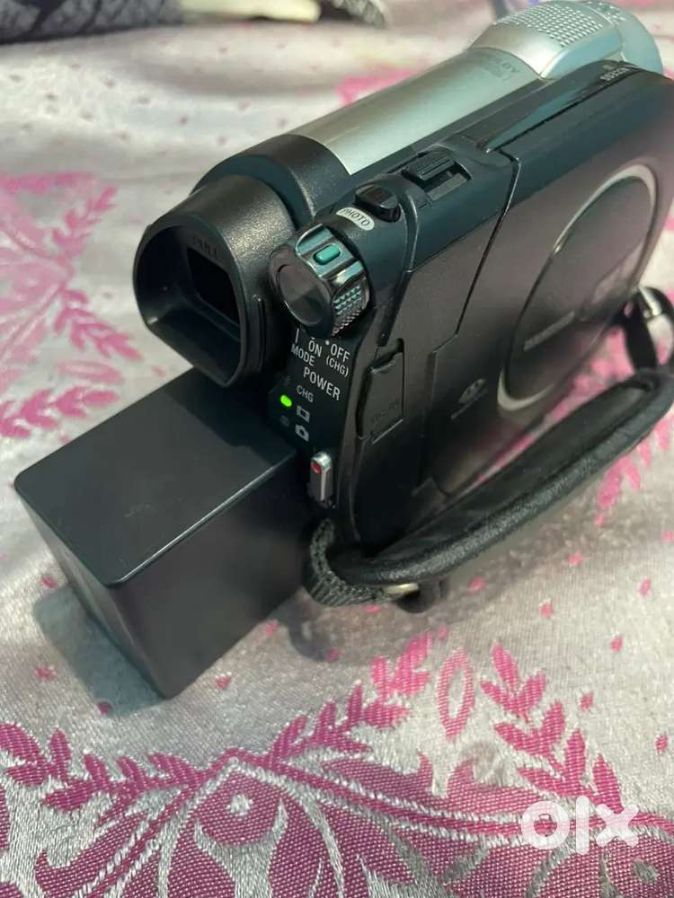 Sony Handycam camera it's in full good condition
