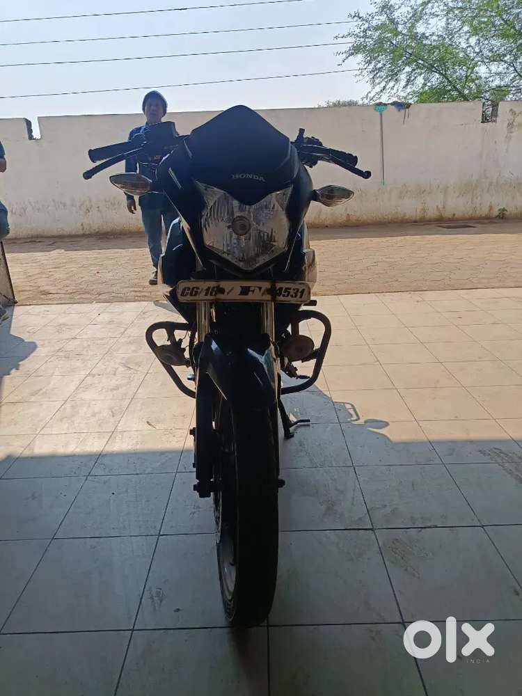 Vehicle best condition new tyre both