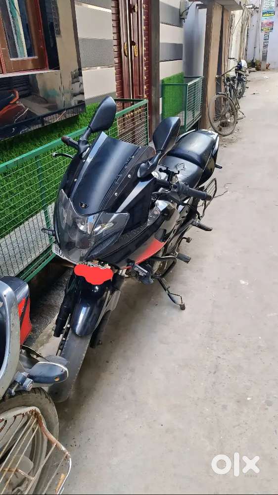 New condition service abhi huai hai