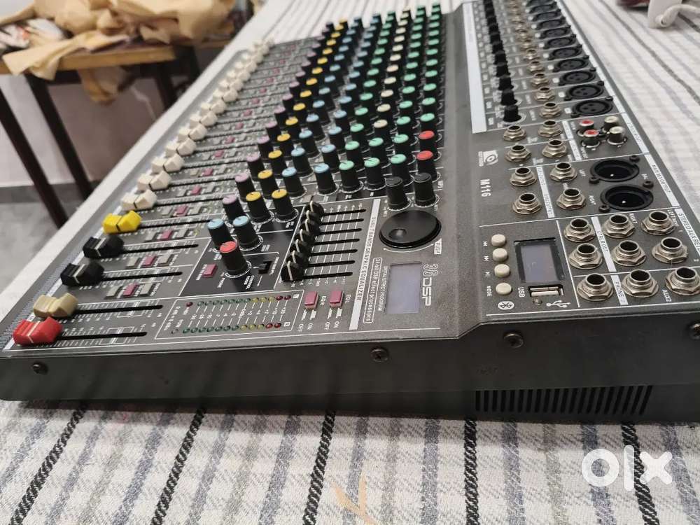 Mixer 12 channel