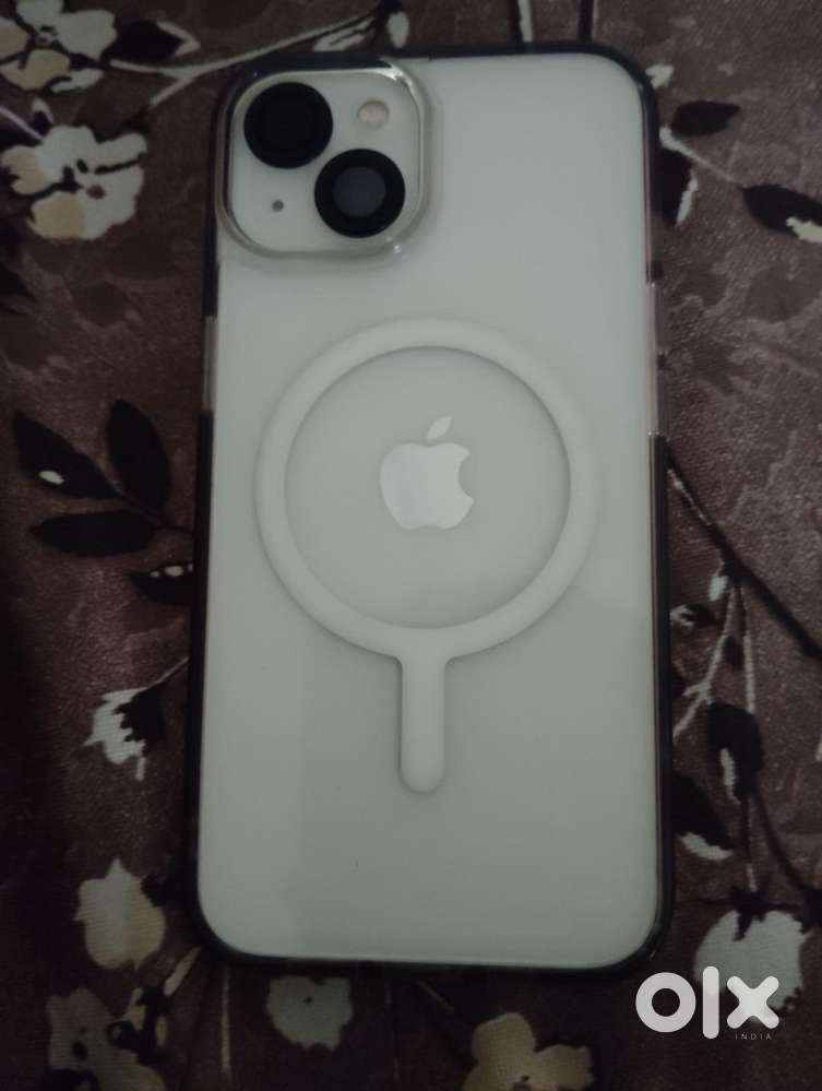 iPhone 13 2 week users phone