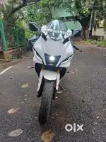 Yamaha R15