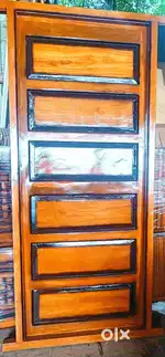 WOODEN ROOM DOOR