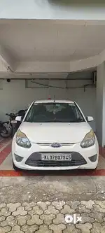 Ford Figo 2011 Petrol 76000 Km Driven