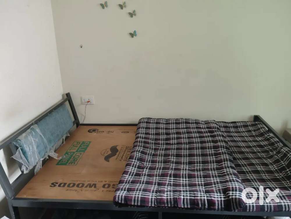 Bed 6×4 steel